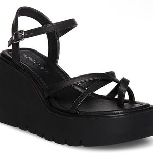 Madden Girl Vault women’s wedges